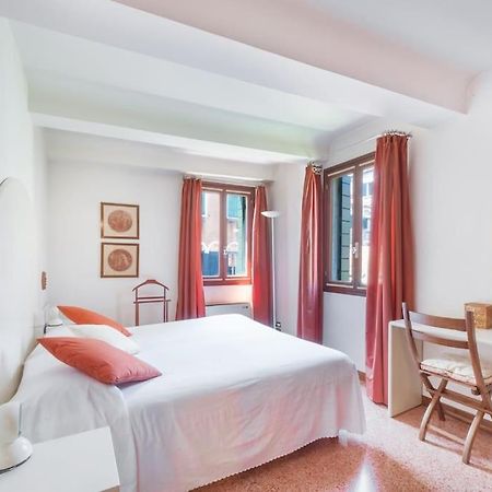 Ca' De La Comare, Relaxing And Elegant Apartment On Canal Grande Veneza Exterior foto